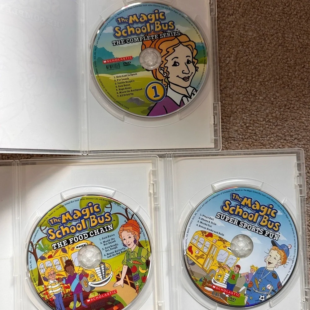 Magic Schoolbus DVD Lot of 3 Ms. Frizzle 1 Food Chain Super Sports Fun Learning
